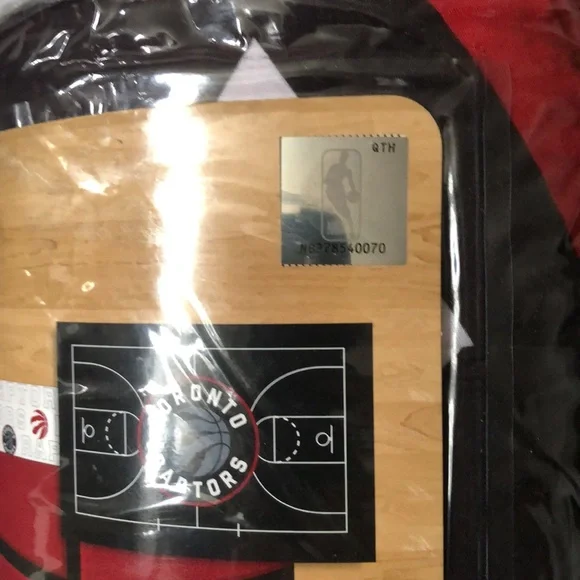 🏀Toronto Raptors🏀Toddler 3pc Bed set🏀 - Picture 8 of 12